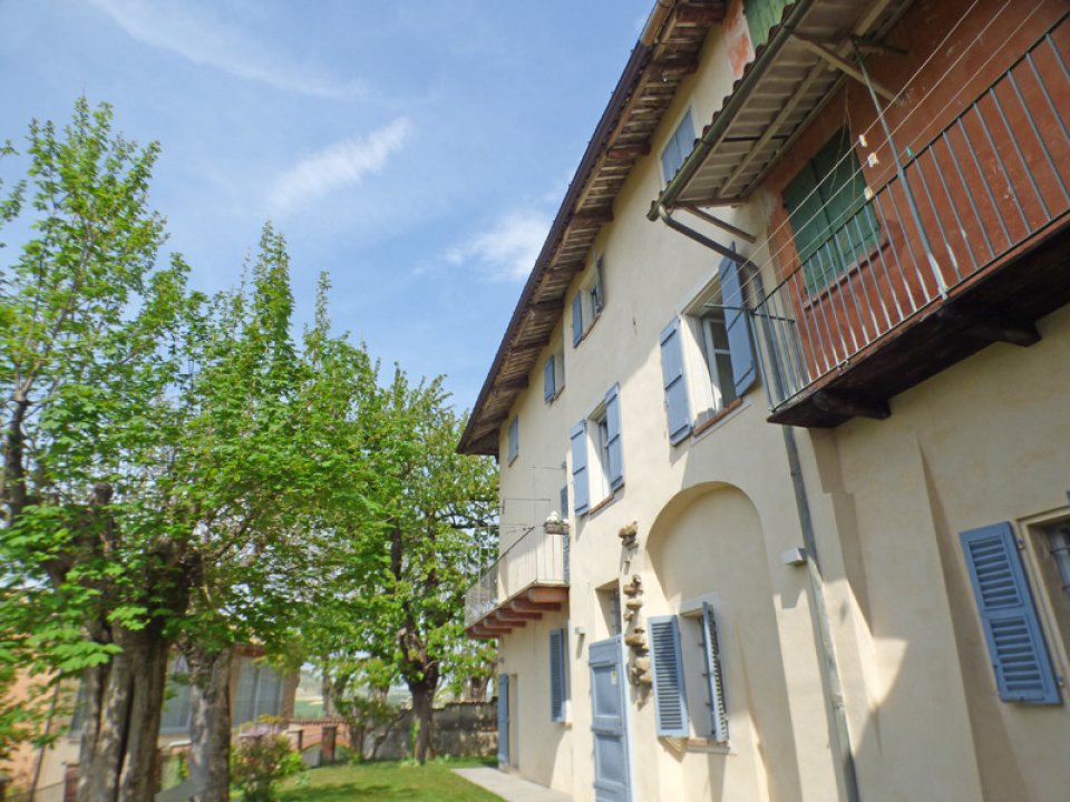 For sale villa in quiet zone Monchiero Piemonte foto 22